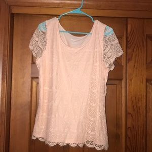 Gorgeous Peach Lace Top